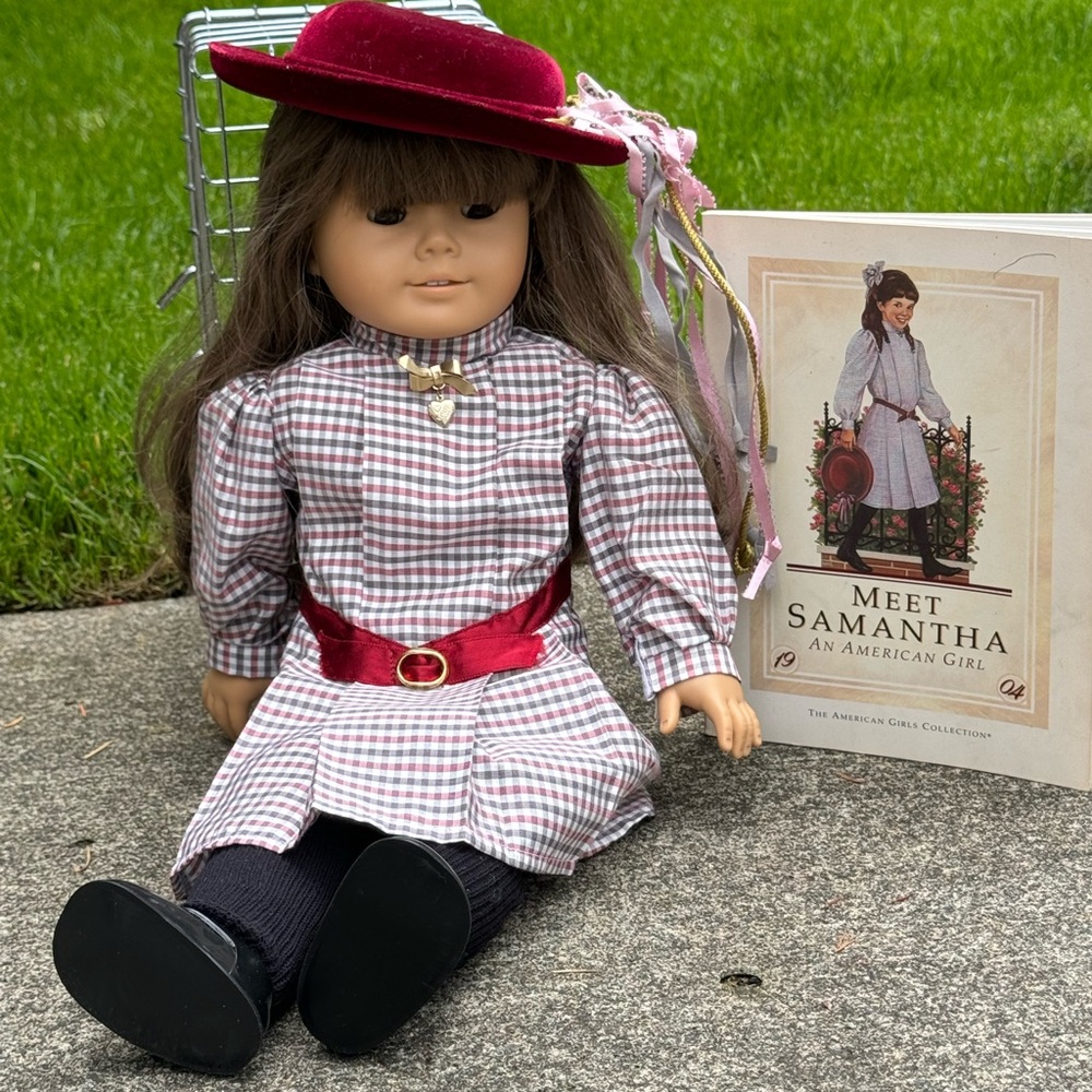 OG American Girl Doll- Samantha w/ book